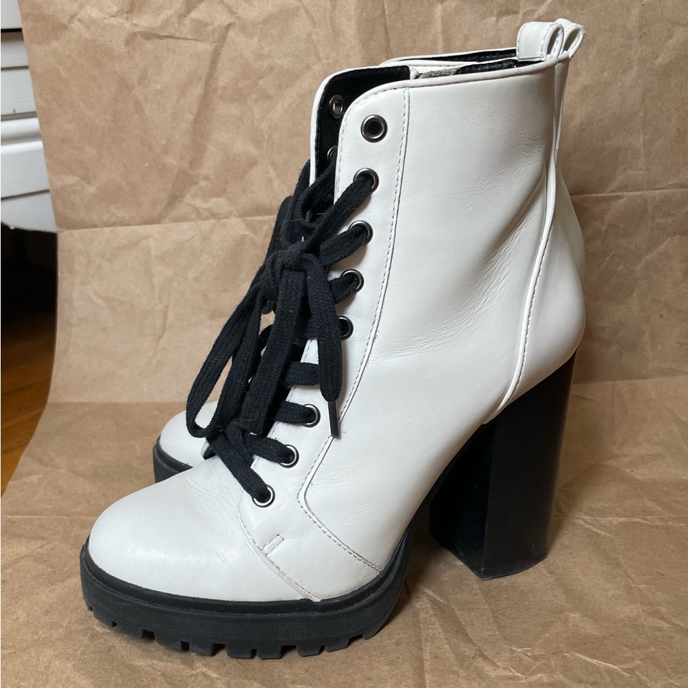 Steve Madden Laurie White Lace-up Heeled Boots